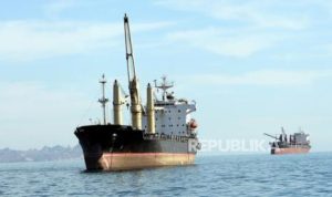 Dampak Ekonomi Pembukaan Selat Hormuz: Minyak Turun, Pasar Stabil | EQUITYWORLD SEMARANG | Equityworld EWF Medan