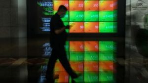 Deret Saham Berpeluang Cuan di Pekan Terakhir April | EQUITYWORLD SEMARANG | Equityworld EWF Medan