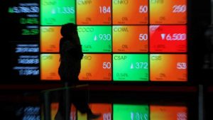 IHSG Ditutup Anjlok Lebih dari 2 Persen Usai Rupiah Melemah di Atas Ekspektasi | EQUITYWORLD SEMARANG | Equityworld EWF Medan