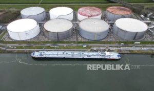 Indonesia akan Impor 150 Juta Barel Minyak Rusia, Ini Strategi Pemerintah | EQUITYWORLD SEMARANG | Equityworld EWF Medan