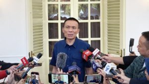 Rismon Sianipar Dipolisikan Lagi! Kali Ini Gegara Buku ‘Gibran End Game’ | EQUITYWORLD SEMARANG | Equityworld EWF Medan