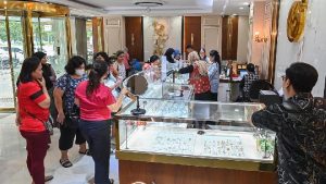 Harga Emas Antam Turun Rp 50 Ribu Jadi Rp 2.769.000 per Gram | Equityworld EWF Medan