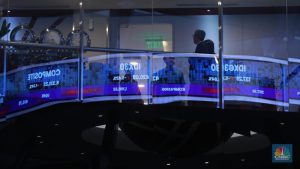 IHSG Menguat 0,5% Merangkak Naik ke Level 7.092 | Equityworld EWF Medan