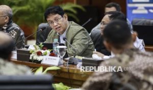 Pengamat Ekonomi: Pelemahan Rupiah Tak Bisa Jadi Satu-satunya Indikator Ekonomi Indonesia | EQUITYWORLD SEMARANG | Equityworld EWF Medan
