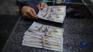 Rupiah Loyo, Ada Bank Sudah Jual Dolar Rp 17.800 | Equityworld EWF Medan