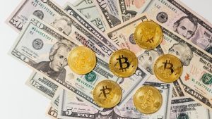 Bruk! Harga Emas Tiba-Tiba Ambruk Lagi, Ini Penyebabnya | Equityworld EWF Medan