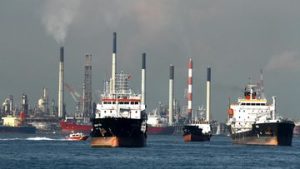 Harga Minyak Melambung ke US$81 Gegara Iran Walk Out dari Negosiasi AS | EQUITYWORLD SEMARANG | Equityworld EWF Medan