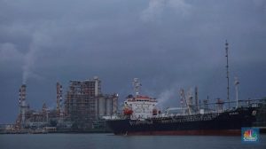 Harga Minyak Melonjak Lagi, Iran Tutup Selat Hormuz Usai Serangan Baru | Equityworld EWF Medan