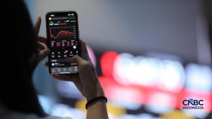 IHSG Pangkas Pelemahan, Ditutup Turun 0,25% | Equityworld EWF Medan
