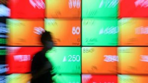 IHSG Siang Ini Melemah ke 6.067, Saham DSSA Jadi Paling Aktif Saat Investor Ramai Bertransaksi | EQUITYWORLD SEMARANG | Equityworld EWF Medan