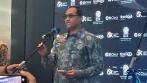 OJK: Kalau IHSG Merah Terus, Pasti Ada Salah | Equityworld EWF Medan