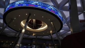 Dua Perusahaan Melantai di Bursa Efek Indonesia | Equityworld EWF Medan