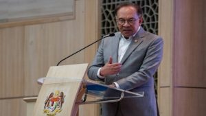 PM Anwar Ibrahim Akan Sampaikan Kerugian Investasi Dana Pensiun PNS Malaysia di Startup RI ke Parlemen | EQUITYWORLD SEMARANG | Equityworld EWF Medan