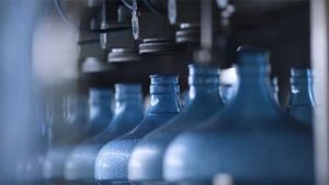 Riset Unair Ungkap Aspek Keamanan Penggunaan Galon di Industri Air Minum Dalam Kemasan | EQUITYWORLD SEMARANG | Equityworld EWF Medan