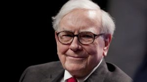 Warren Buffett Tak Pernah Menjadikan Emas Pilihan Investasi Utama, Ini 4 Alasannya | EQUITYWORLD SEMARANG | Equityworld EWF Medan