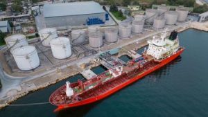 Harga Minyak Naik Lagi ke US$84, Pasar Cemas Selat Hormuz Belum Dibuka | EQUITYWORLD SEMARANG | Equityworld EWF Medan
